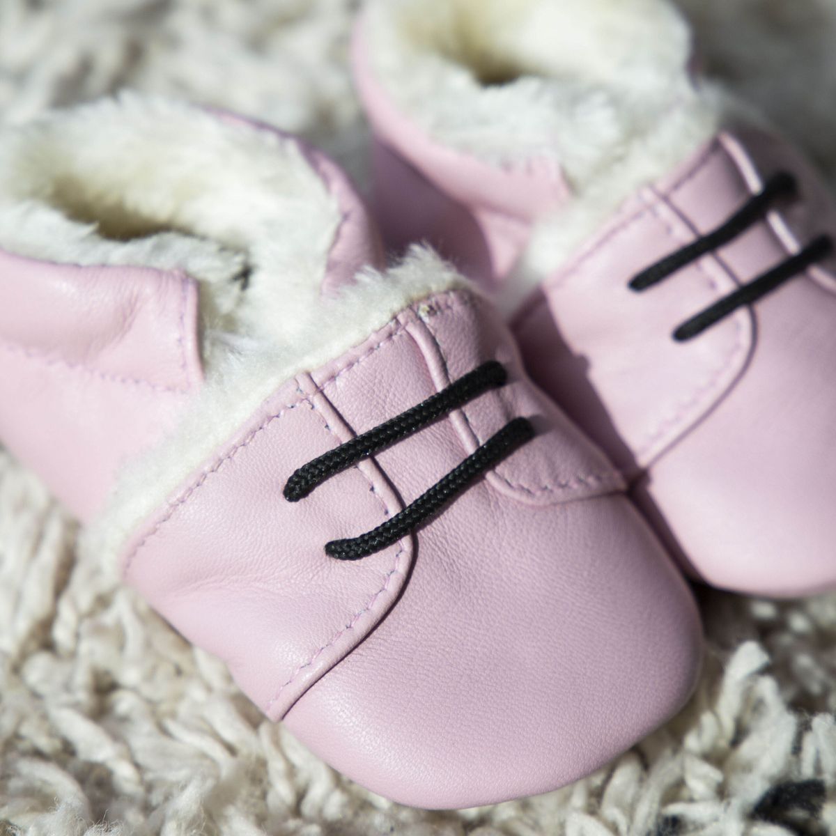 Baby Schoentjes van Lamsleer – roze